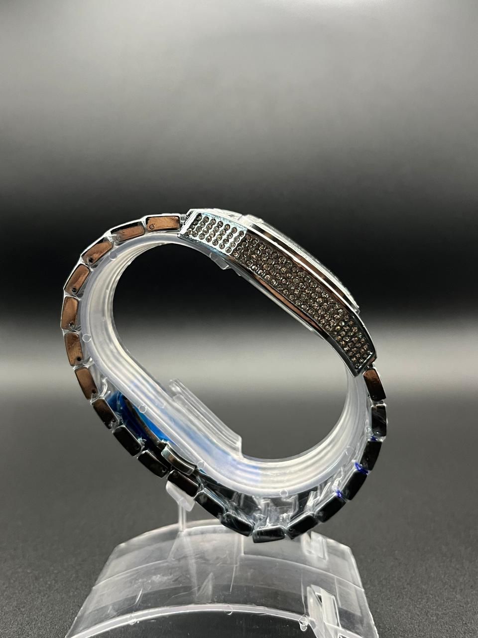 Cartier Iced Out Watch – Premium Quality in Pakistan