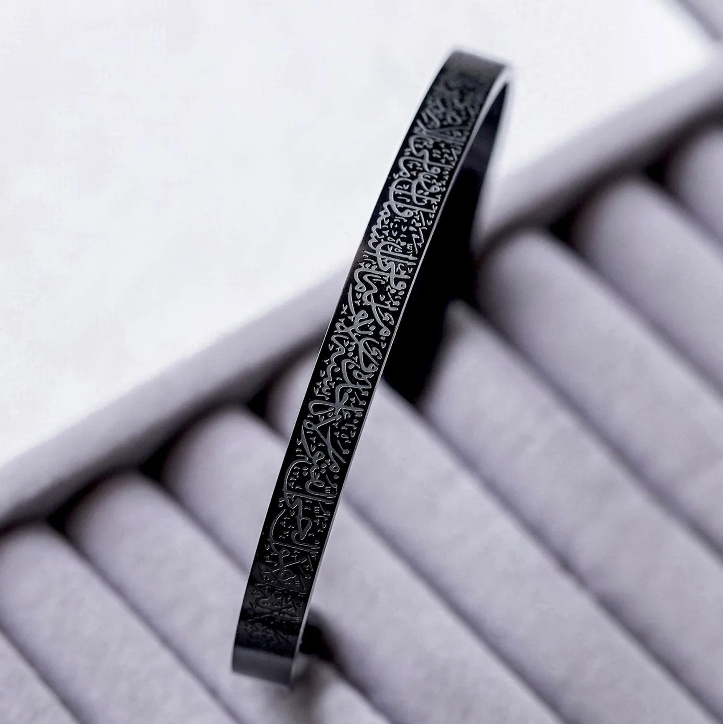 Aytal Kursi Cuff