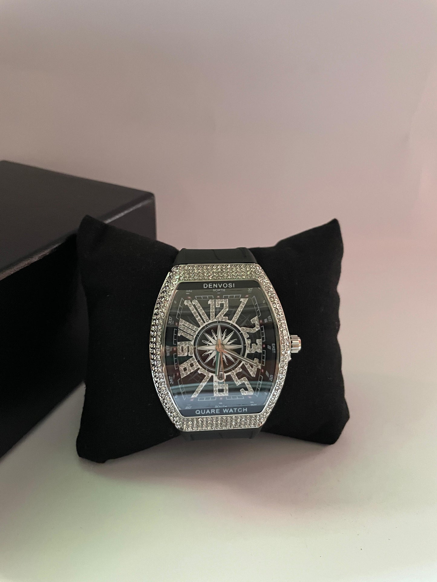 Denvosi Watch – Modern Design, Timeless Appeal