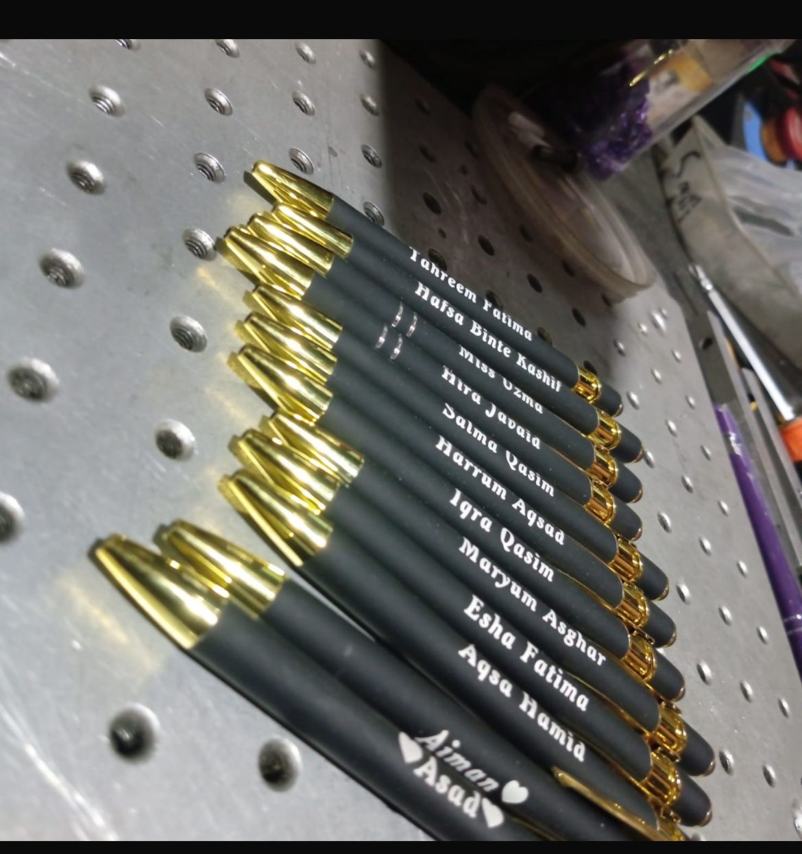 Metal body pen (slim and thick golden)